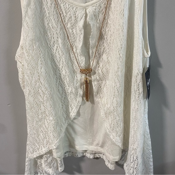 NWT by & by Cream Lace Tank Top - Picture 3 of 9